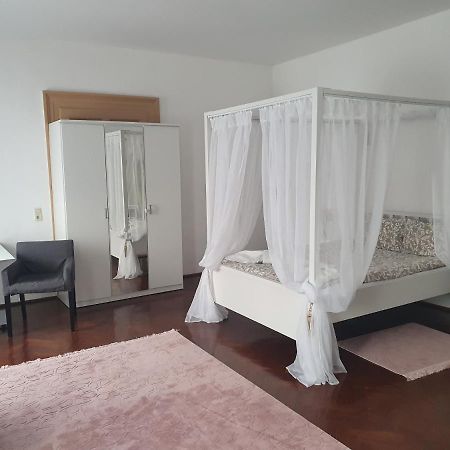 Ferienwohnung Sunset Apartament Brașov Exterior foto
