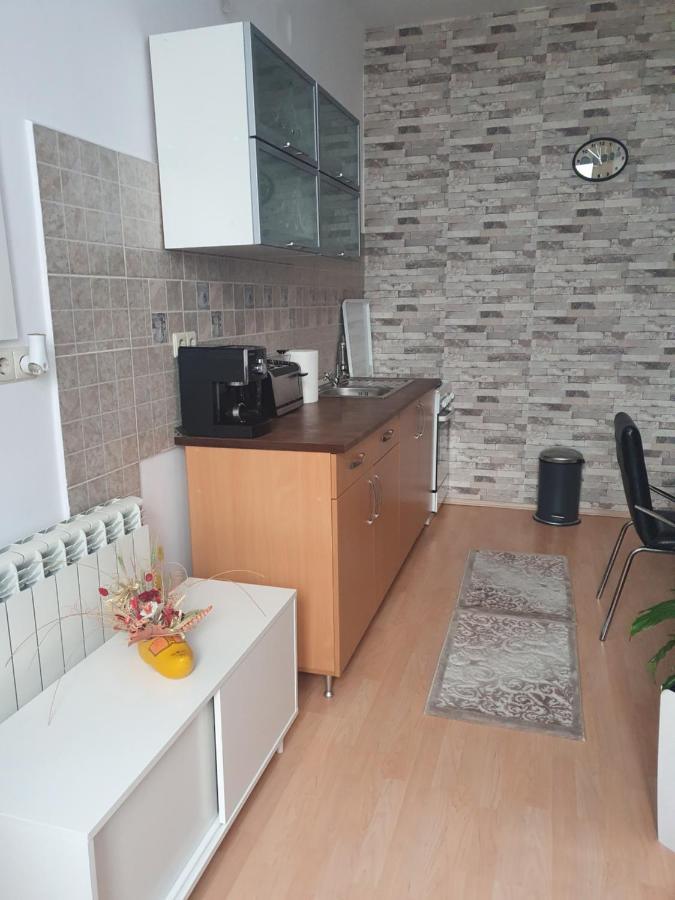 Ferienwohnung Sunset Apartament Brașov Exterior foto