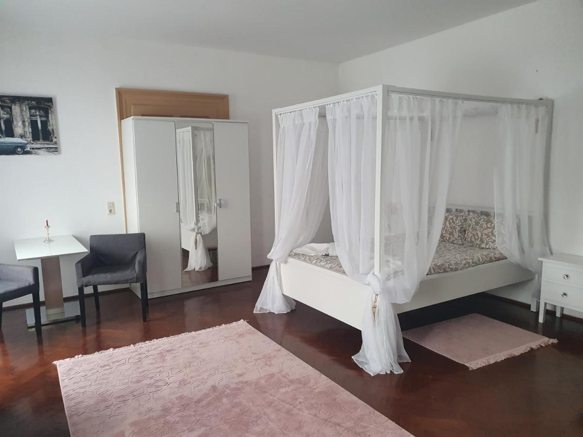 Ferienwohnung Sunset Apartament Brașov Exterior foto