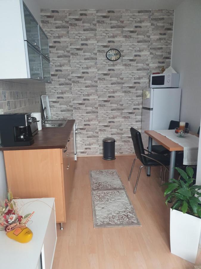 Ferienwohnung Sunset Apartament Brașov Exterior foto