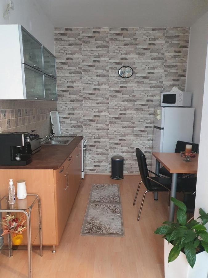 Ferienwohnung Sunset Apartament Brașov Exterior foto